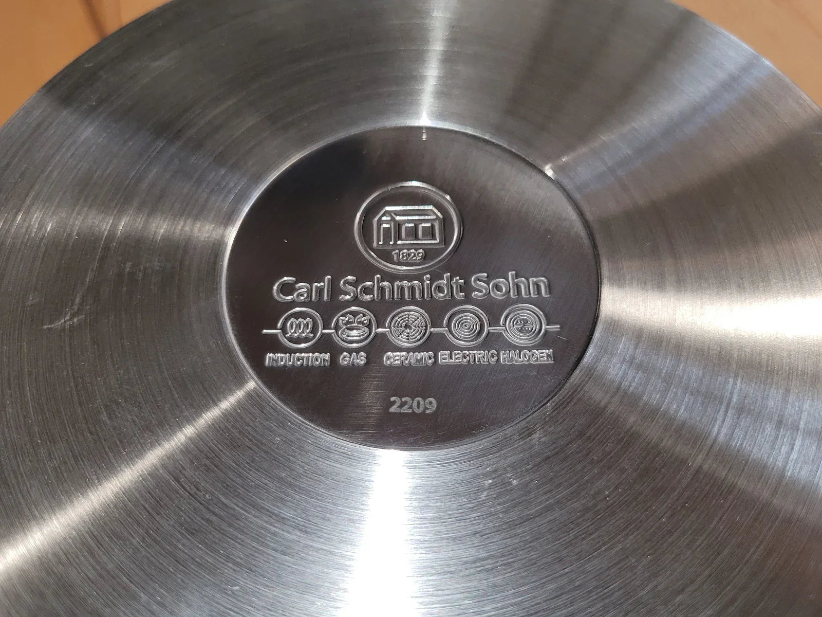 Тенджера със стъклен капак CS Solingen Lift&Pour  D 18 cm  2 литра Въртящи се дръжки