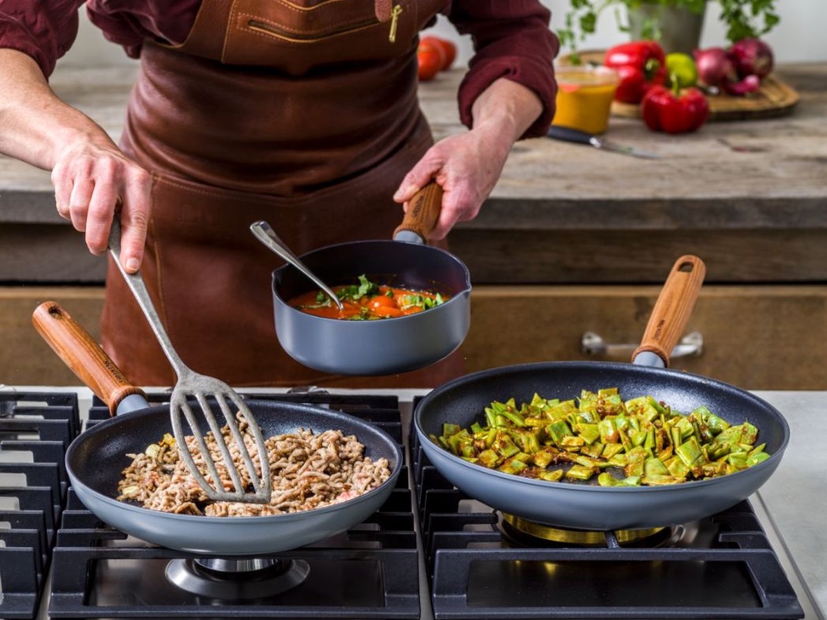 Комплект съдове за готвене GreenPan Mayflower Pro 9 части, керамично покритие с диамантени кристали Thermolon