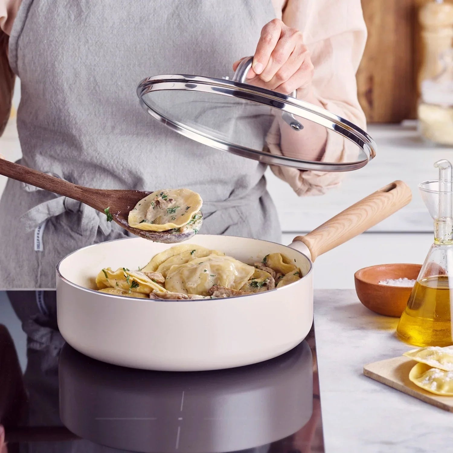Тиган  стъклен капак Green Chef Nordics D 24 cm, Керамично незалепващо покритие с диамантени кристали Thermolon