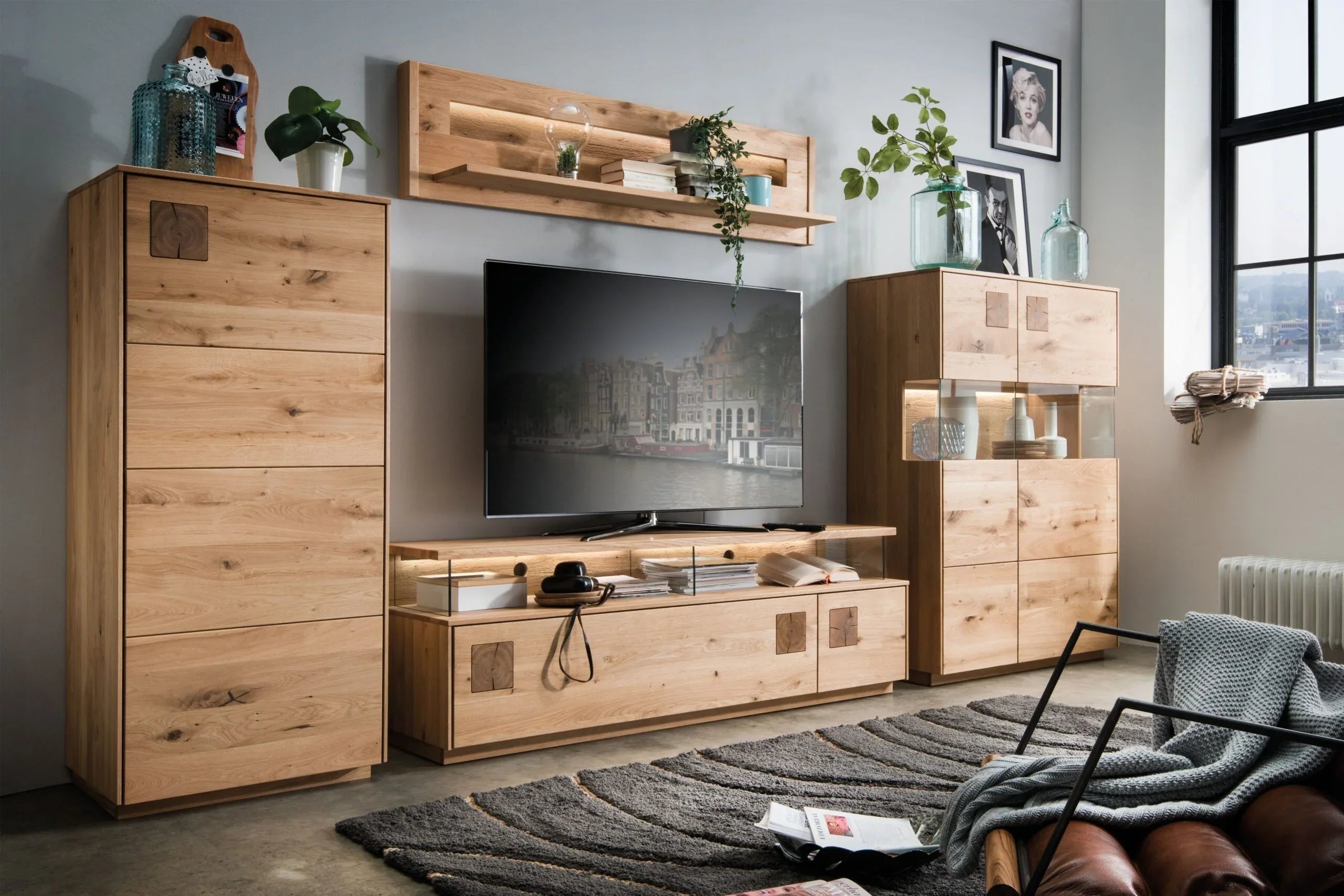 TV шкаф  Davos TPT Made in Germany див дъб масив 130х56х44 см
