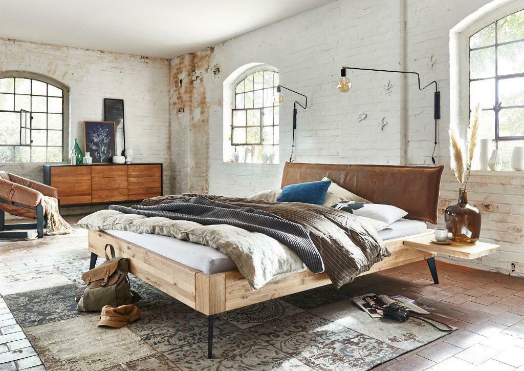 Спалня Modern Sleep  масив дъб,метални крака, тапицирана табла