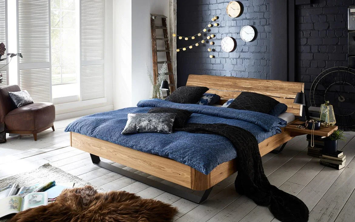 Спалня Easy Sleep от масив дъб, метални крака и заоблени елементи