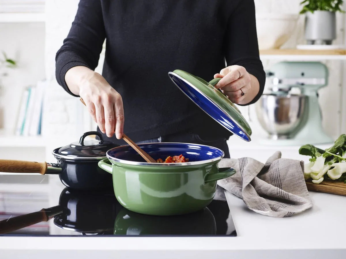 Комплект 3 броя тенджери с капак BK Dutch Oven Indigo, емайл GlazeGuard D 22 см D 24 см D 26 cm зелен цвят