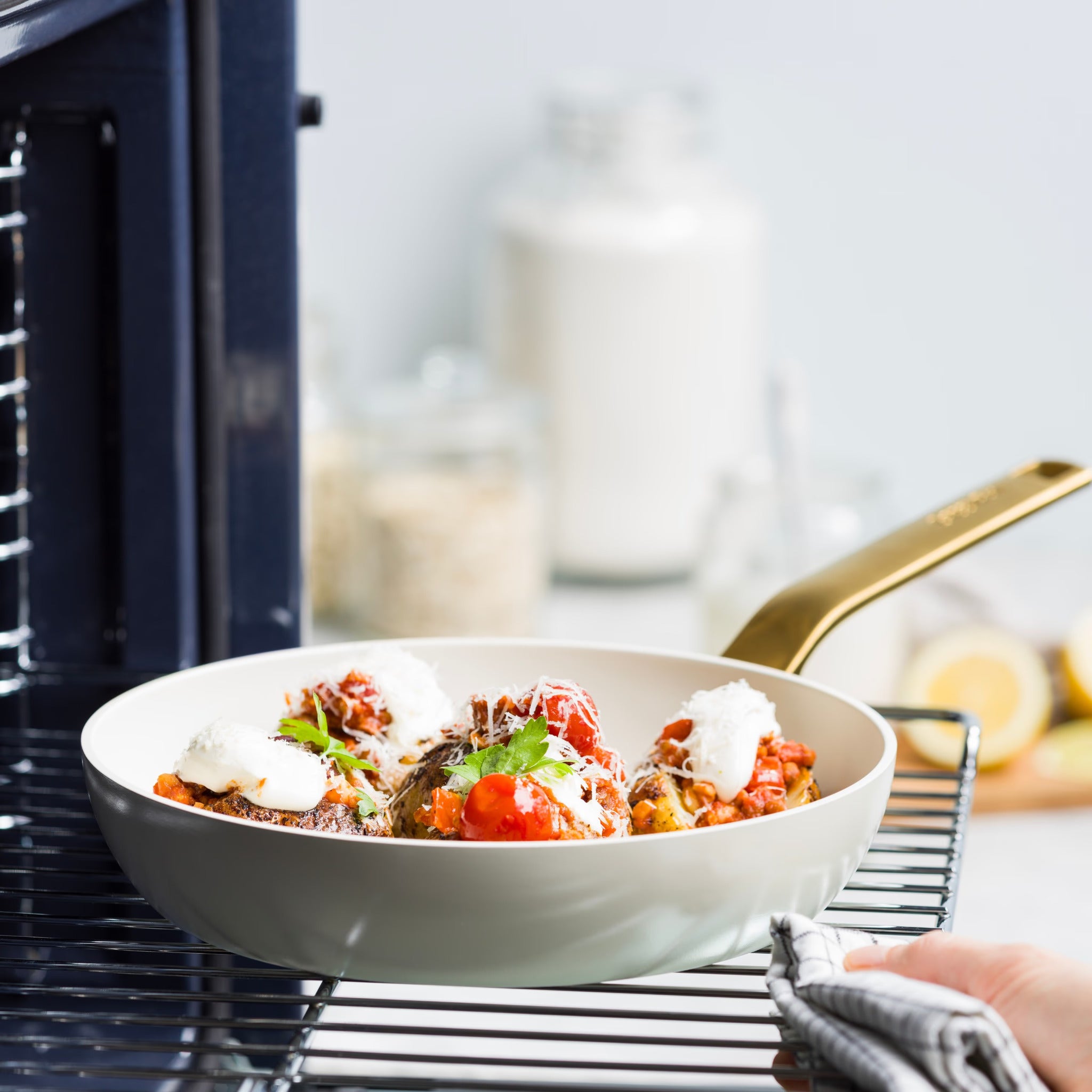 Тиган Evolution Green Pan  незалепващо покритие с диамантени кристали