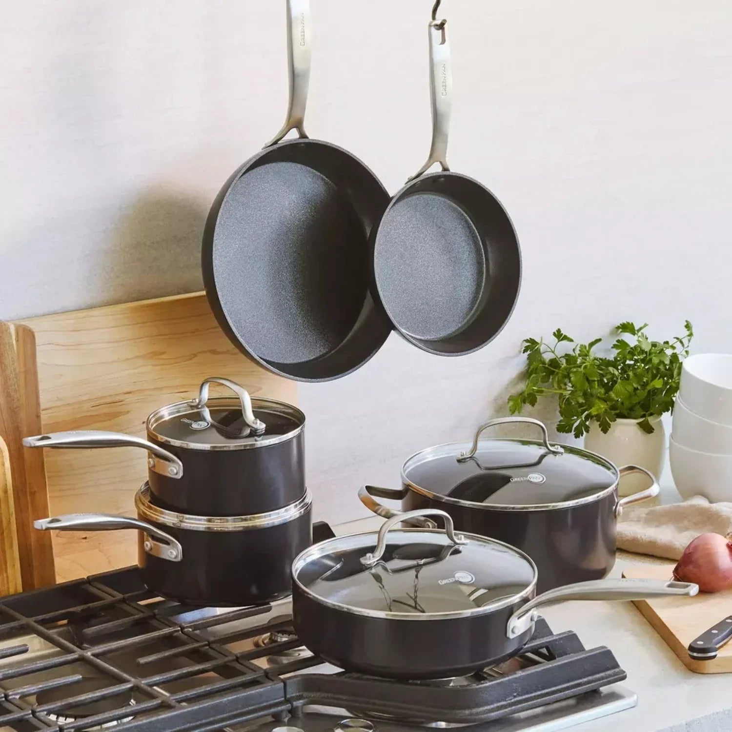 Тиган без капак Green Pan Copenhagen D 24  D 28 cm керамично покритие с диамантени кристали Thermolon