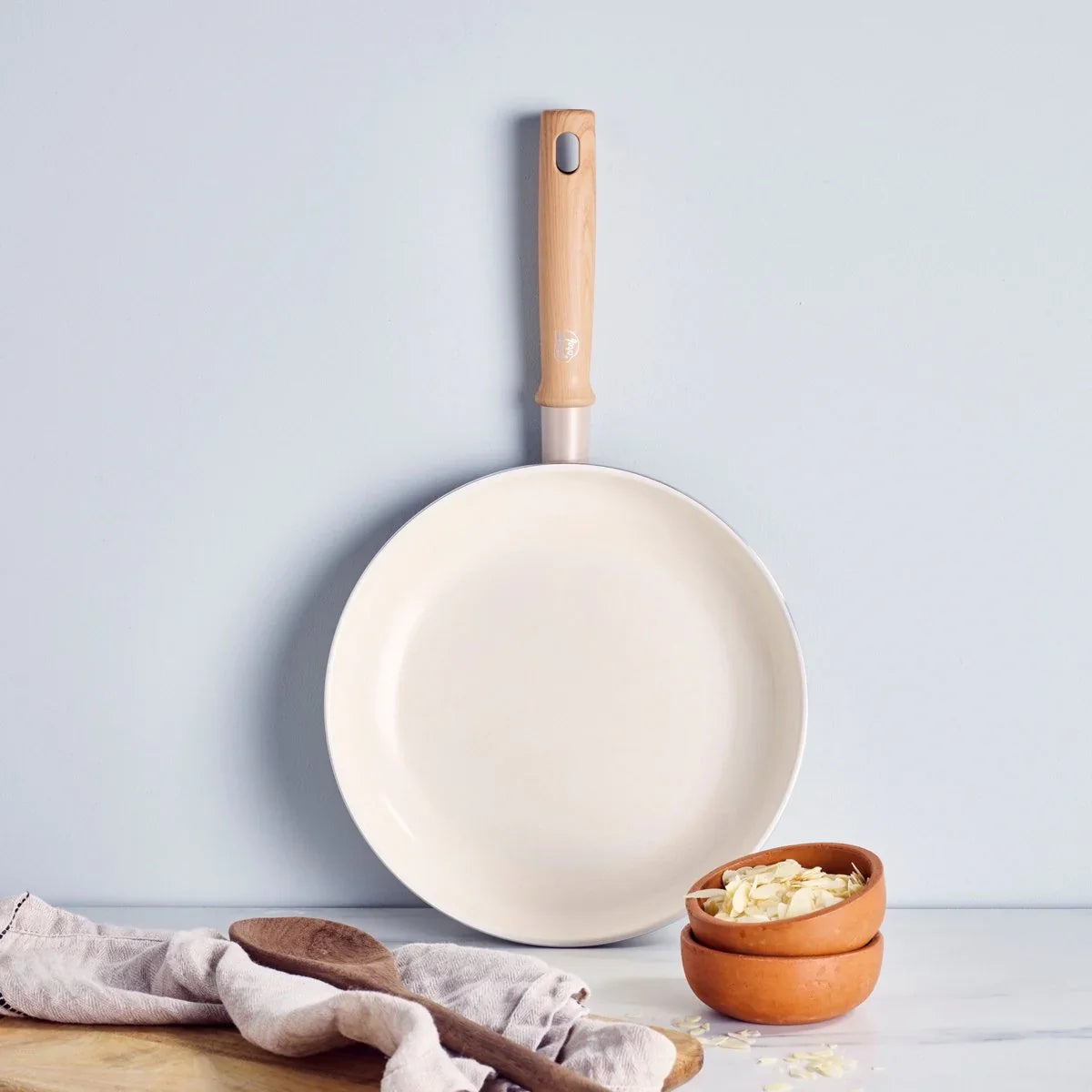 Тиган Green Chef Nordics D 24 см D 28 см керамично покритие Thermolon подсилено с диамантени кристали