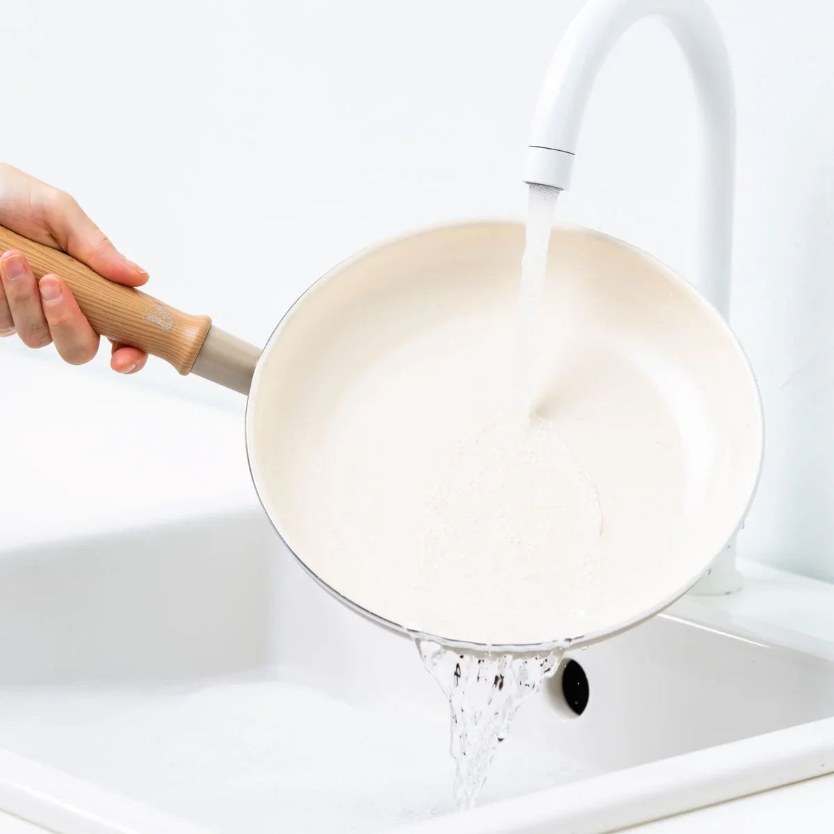 Тиган Green Chef Nordics D 24 см D 28 см керамично покритие Thermolon подсилено с диамантени кристали