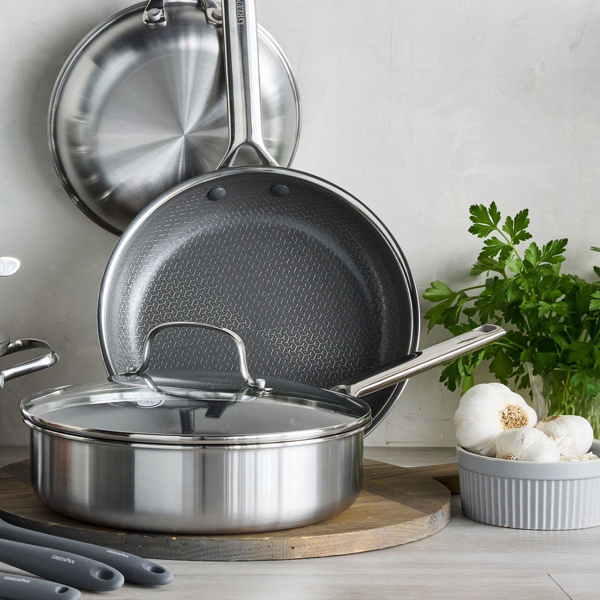 Тиган със стъклен капак Green Pan Apex D 24 cm PFAS free покритие Thermolon с диамантени кристали